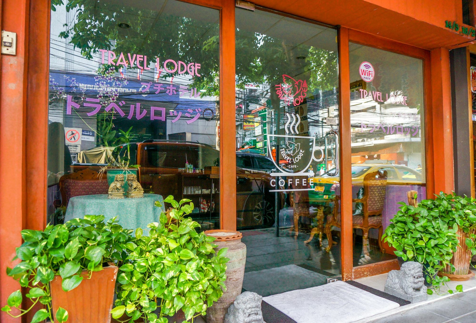 Travel Lodge Surawong (Adults Only) Bangkok Bagian luar foto