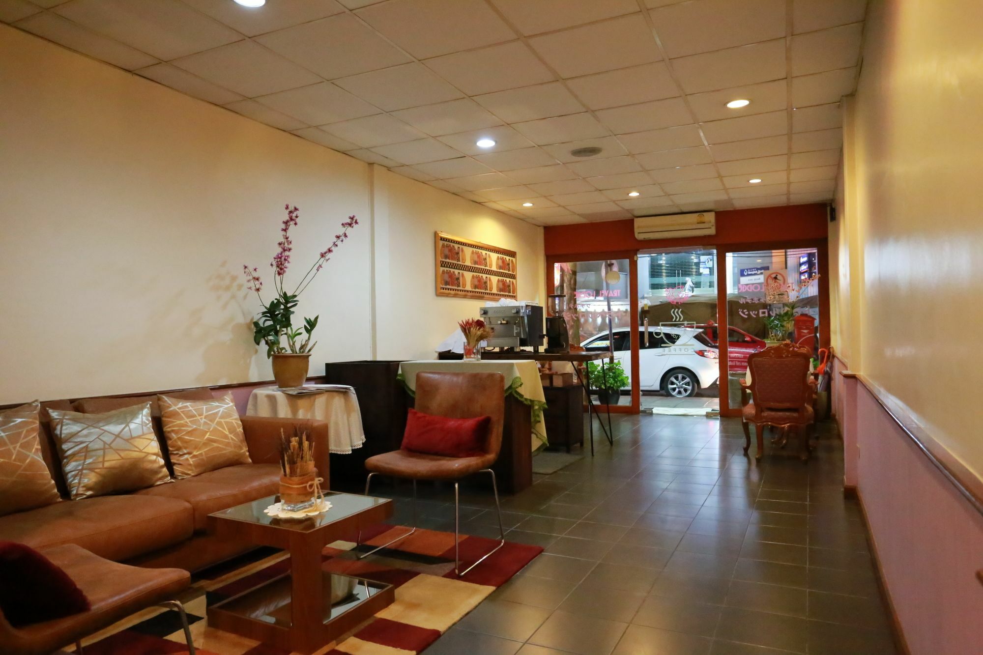 Travel Lodge Surawong (Adults Only) Bangkok Bagian luar foto